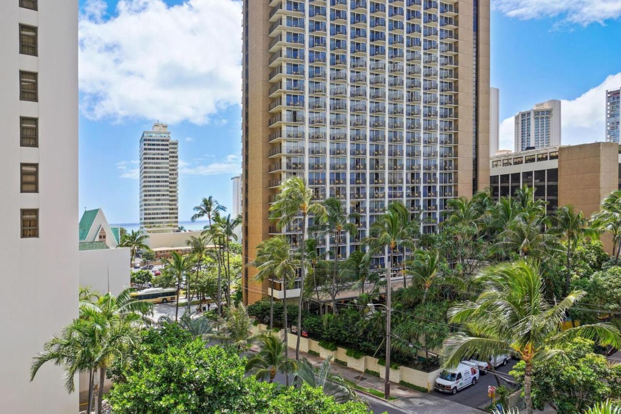 Вилла Waikiki Banyan By Darmic Oahu Экстерьер фото
