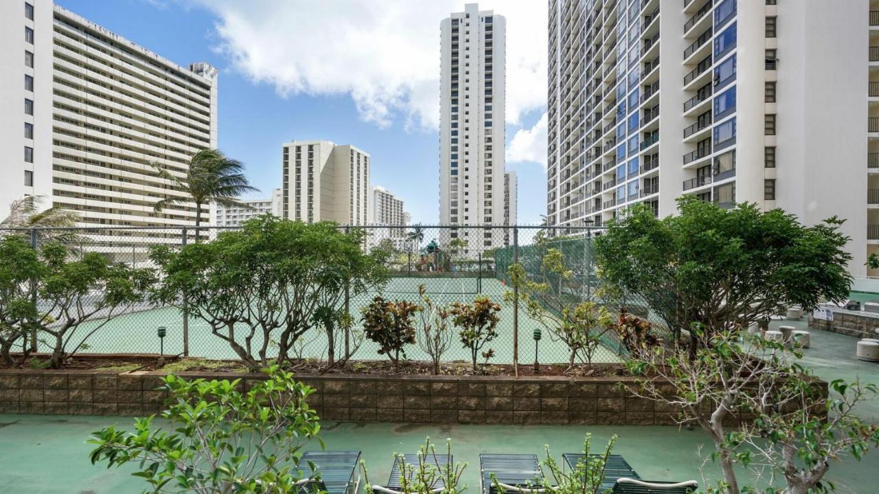Вилла Waikiki Banyan By Darmic Oahu Экстерьер фото