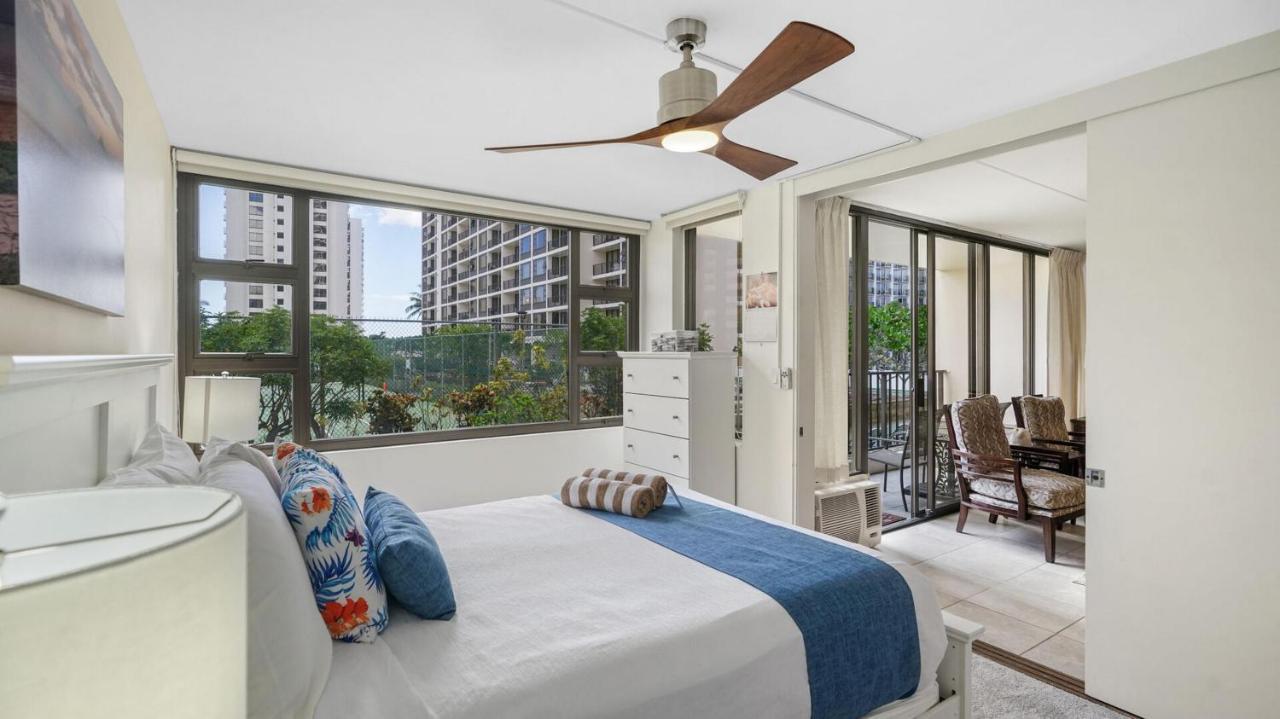 Вилла Waikiki Banyan By Darmic Oahu Экстерьер фото